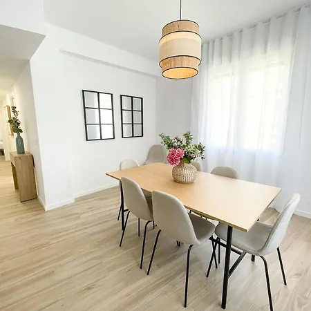 Appartement Gran Via 3000 *