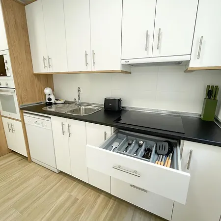 Gran Via 3000 Apartment *